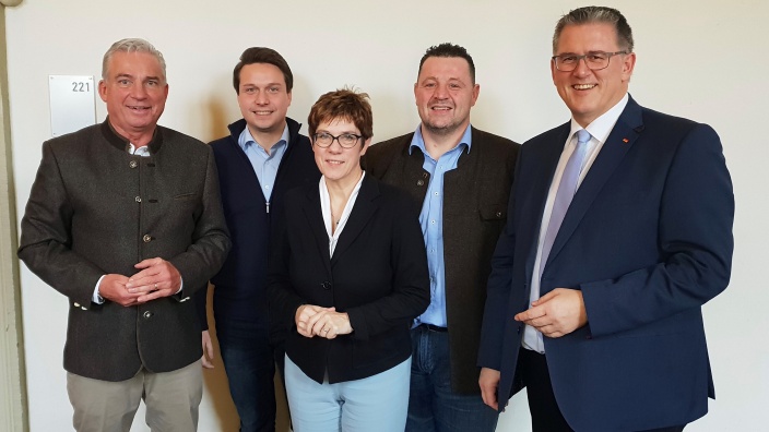 Thomas Strobl, Manuel Hailfinger, Annegret Kramp-Karrenbauer, Ralf Stoll und Michael Donth